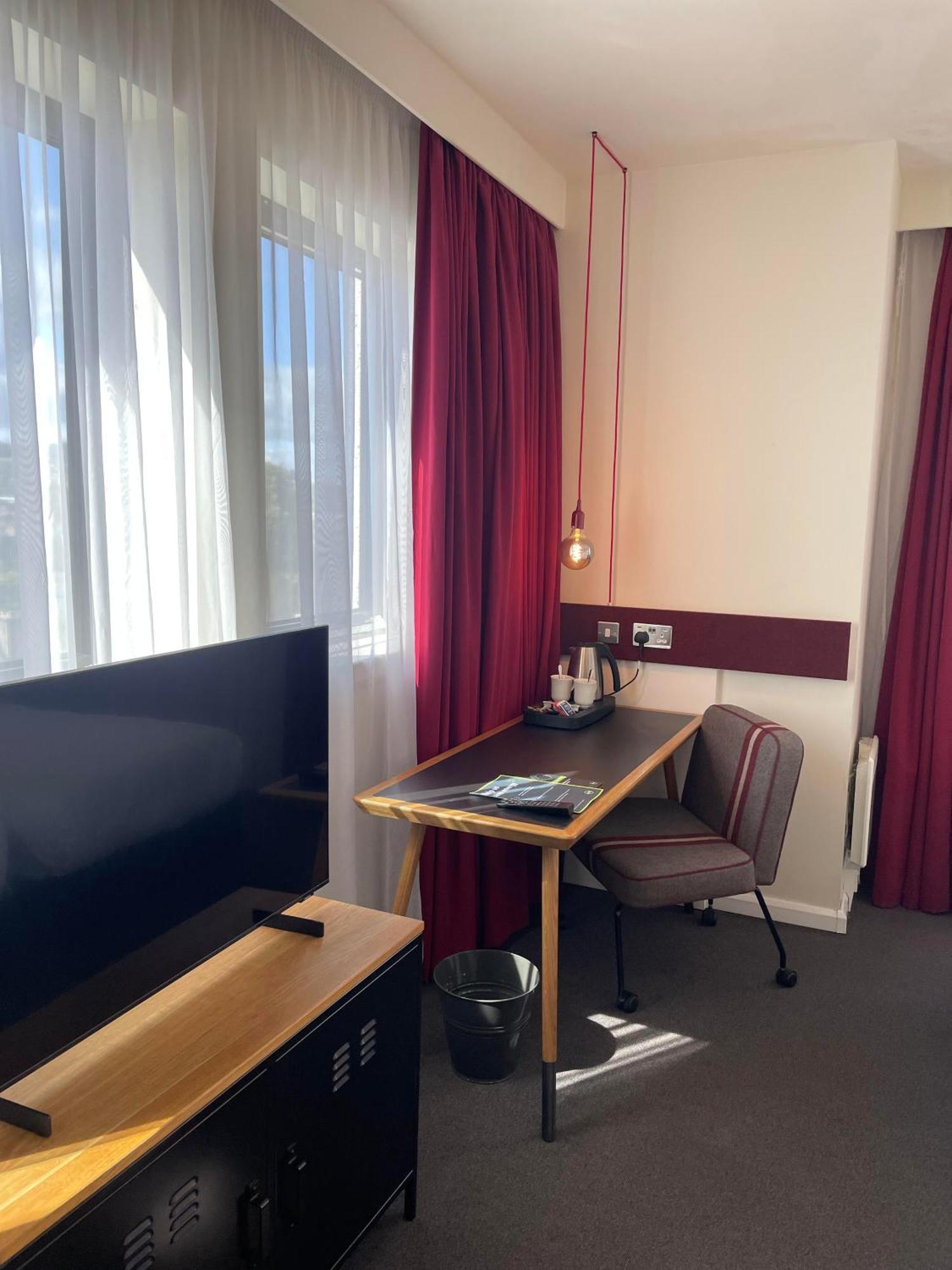 B&B Hotel Інвернесс Екстер'єр фото